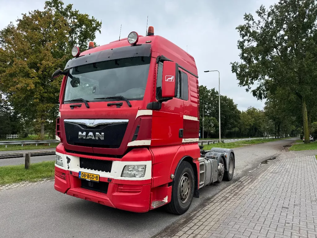 MAN TGX 26.440 Voorloop asser