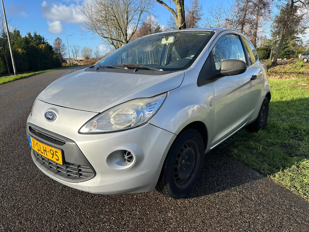 Ford Ka 1.2 Trend|stuurbekrachting|rijdt goed