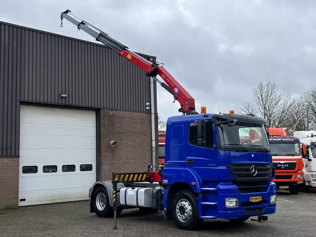 Mercedes-Benz Axor 1836 / HMF 13 ton/mtr crane Remote control / Euro5 / Airco / NL Truck