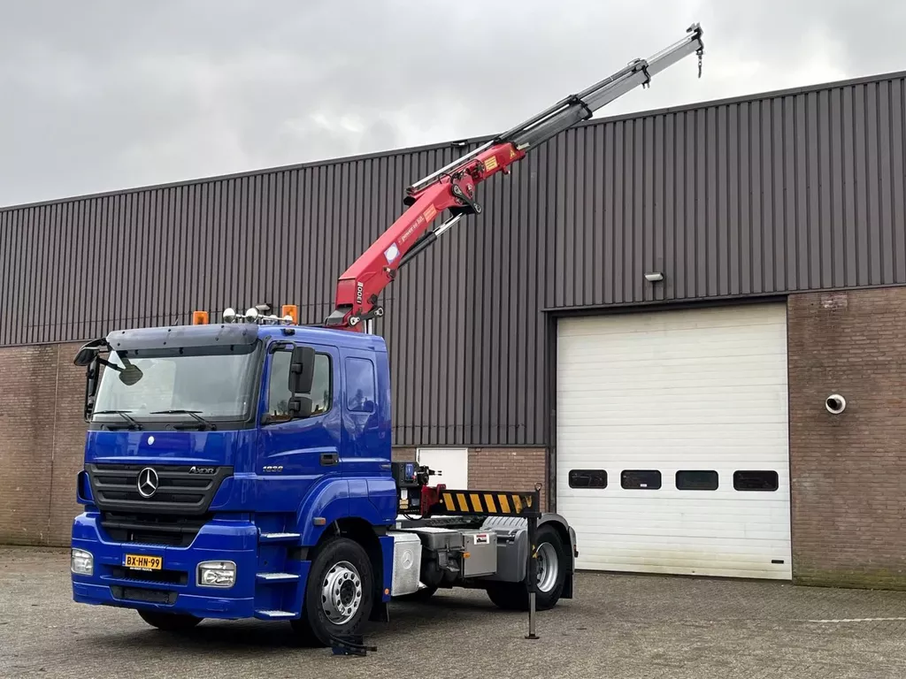 Mercedes-Benz Axor 1836 / HMF 13 ton/mtr crane / Remote control / Euro5 / Airco / NL Truck