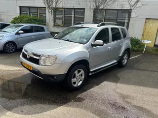Dacia Duster 1.6 Laur&eacute;ate 2WD/ Airco