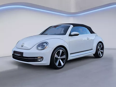 Volkswagen Beetle 1.2 TSI Design Cup Edition Cabrio/Apple Carplay/Vol leder/Xenon/Stoelverwarming/Clima&amp;Cruise Control/Parkeersens V+A/Dodehoek&amp;Licht&amp;Regensensor/Lendesteun/Navi/(MET GARANTIE*)