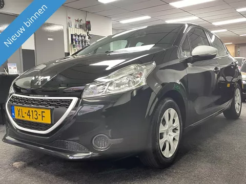 Peugeot 208 1.0 PureTech LIKE AIRCO ELC RAMEN LAGE KM N.W.A.P.K Nette Auto Zeer Zuinig!!!