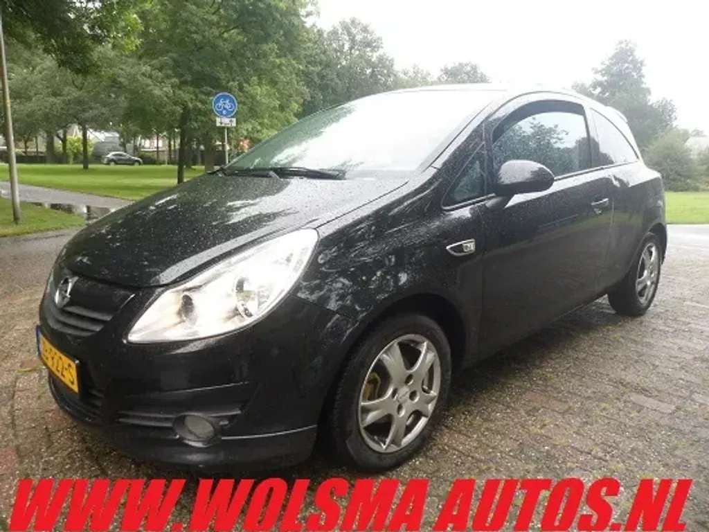 Opel Corsa 1.2-16V Essentia