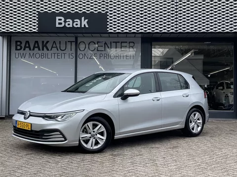 Volkswagen Golf 1.0 TSI Life | Navi | Camera