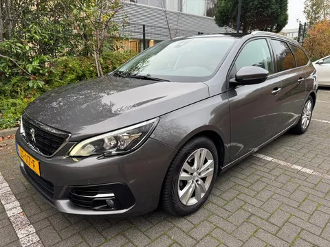 Peugeot 308 SW 1.2 PureTech Executive / Pano'dak / Carplay / LED / PDC