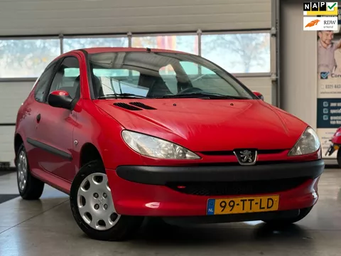 Peugeot 206 1.4|Nieuwe Distributie! |2007