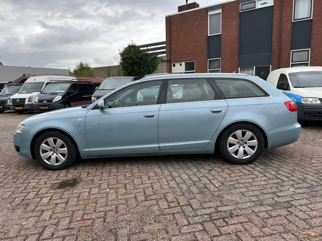 Audi A6 AUDI AVANT,3.2FSi,LPG,QUATTRO,1895,-