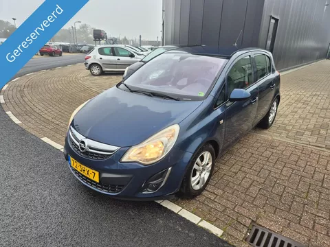 Opel Corsa 1.3 CDTi EcoFlex GERESERVEERD!!!!!!