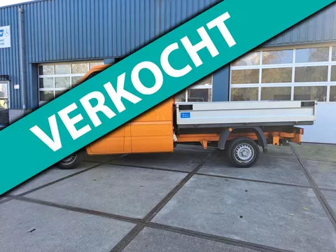 o Mercedes-Benz Sprinter 208 D hoog GVW lang