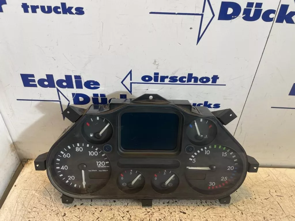 DAF 1620081 INSTRUMENT PANEL