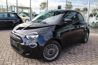 Fiat 500 Icon 42 kWh &euro;14.900 na aftrek subsidie Airco Navi Carplay BTW auto