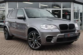 BMW X5 35i M PAKKET 7-Persoons | TREKHAAK | PANORAMADAK | LEDER |