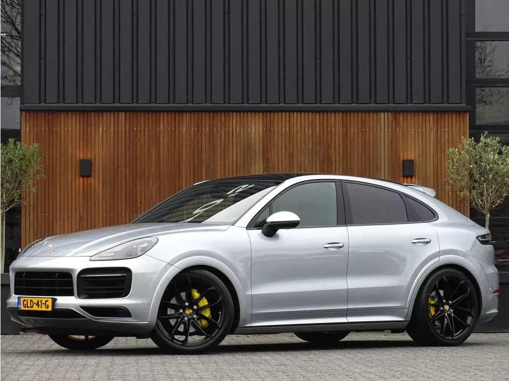 Porsche Cayenne Coup&eacute; 3.0 341PK / Sport chrono / 22'' / 2019 / LED