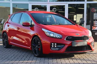 Kia Cee'd 1.6 GT | CRUISE | CLIMA | STOELVERWARMING | 204 PK |