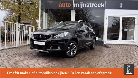 Peugeot 2008 1.2 PureTech Allure | Eerste eigenaar | Panoramadak | Trekhaak |