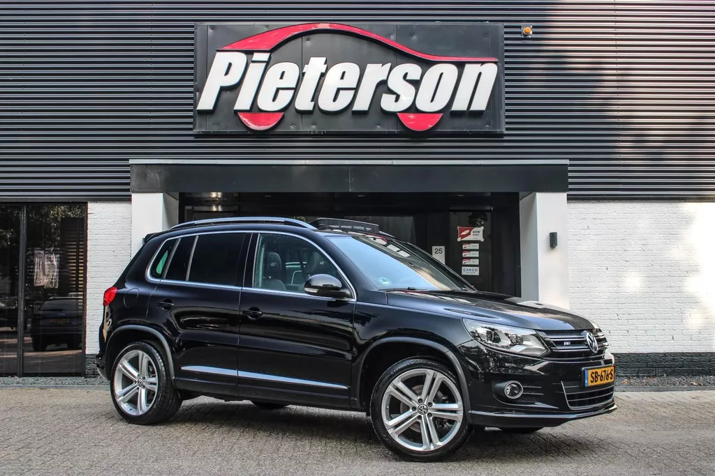 Volkswagen Tiguan 1.4 TSI R-Line ORIGINEEL R-Line PANO XENON