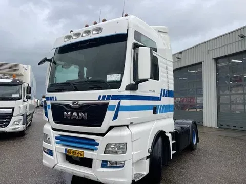 MAN TGX 18.460 XXL/Dutch Truck/2x Tanks/ TUV 07-2025/Lanegard,