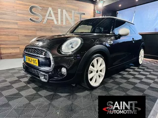 Mini Mini 2.0 Cooper S Chili Serious Business Automaat | 192 Pk |