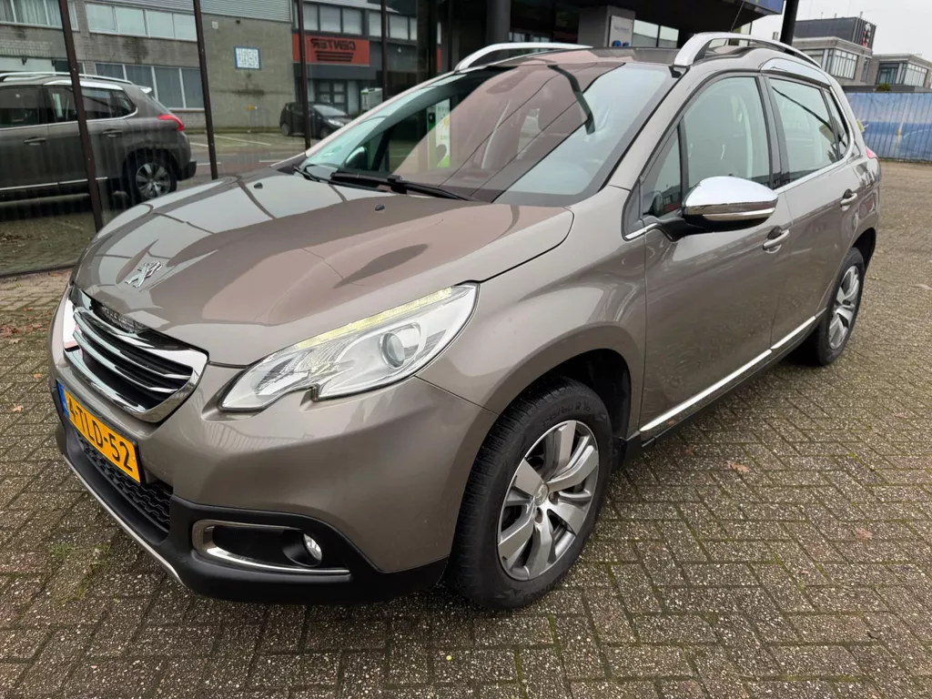 Peugeot 2008 1.6 VTi Allure / PDC / Trekhaak / Leder / Sfeerhemel