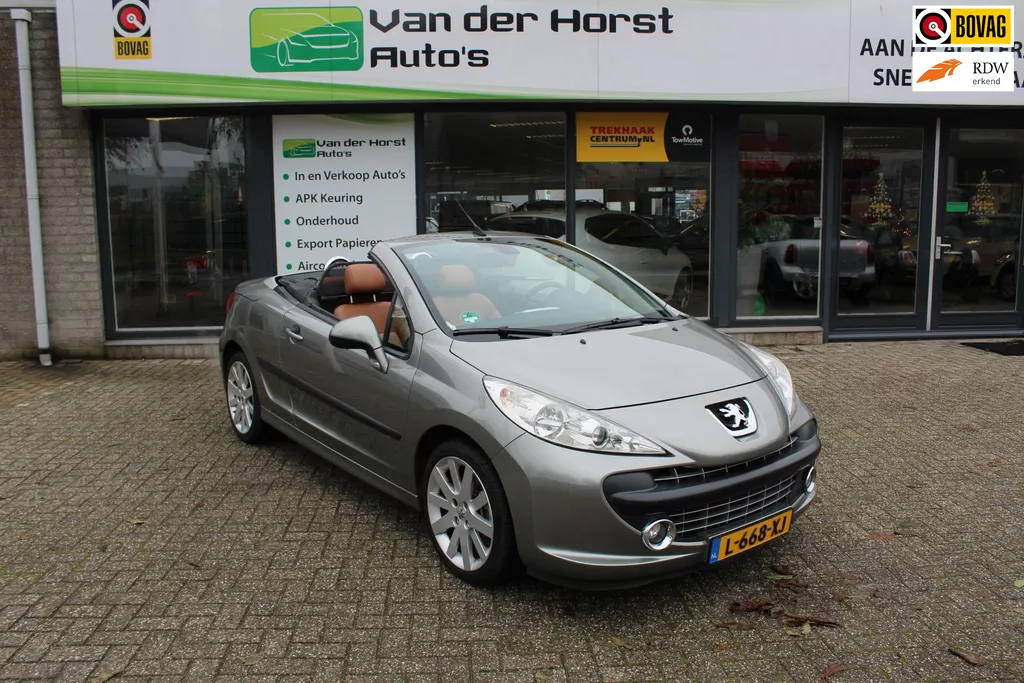 Peugeot 207 CC 1.6 VTi F&eacute;line automaat airco