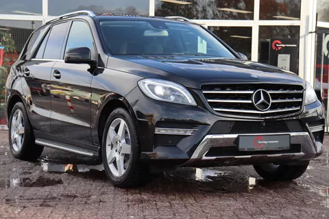 Mercedes-Benz M-klasse 350 | AMG |1E EIGENAAR | TREKHAAK | PANO | FACELIFT | DEALER ONDERHOUDEN | EDITION 1 |