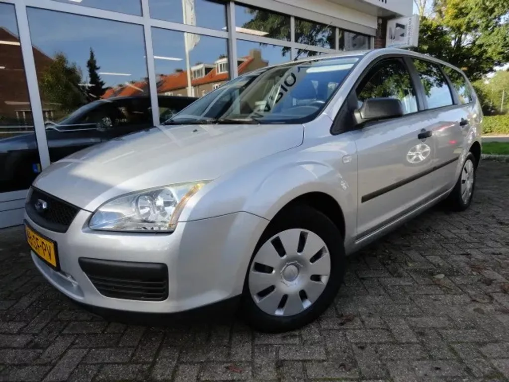 Ford Focus Wagon 1.6-16V Champion