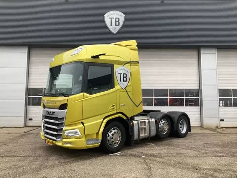 DAF XD 450 FTG Sleeper Cab - MX Engine Brake Used DEMO