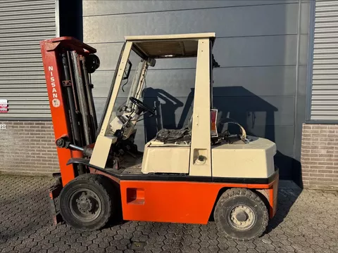 Nissan PH02A25U 2,5 ton LPG Heftruck