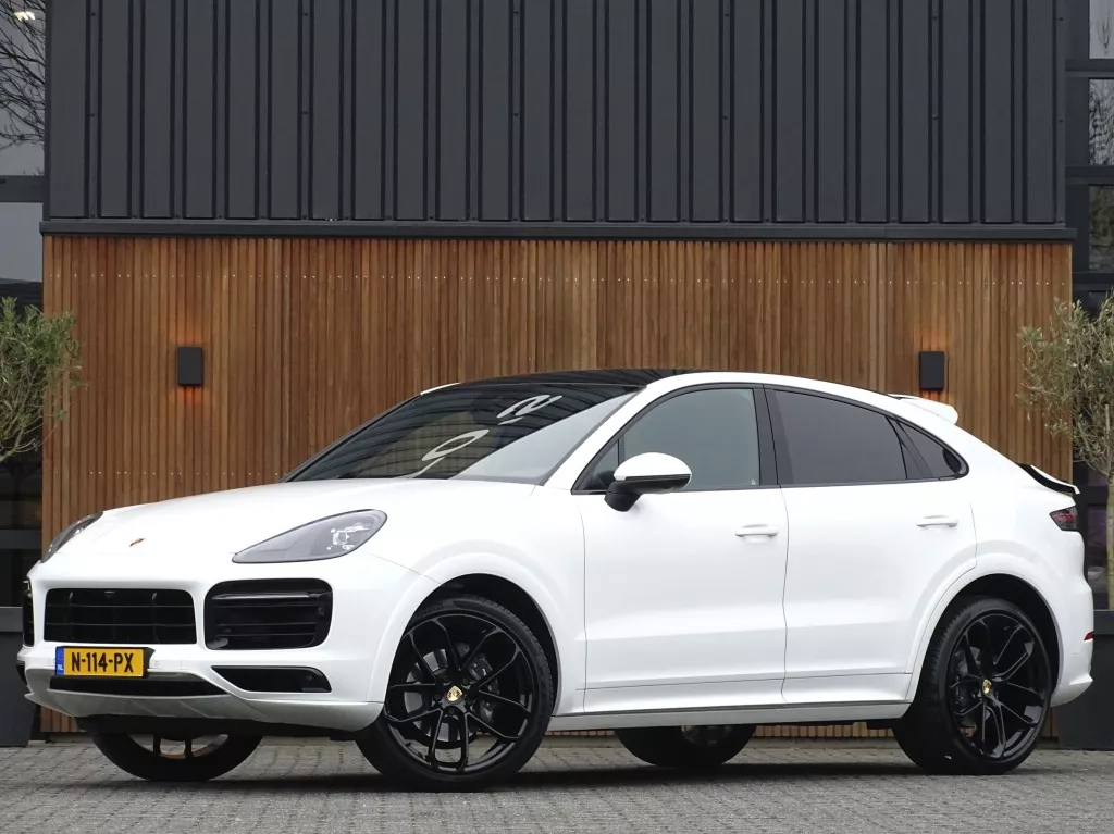 Porsche Cayenne Coup&eacute; 3.0 341PK / Sport Design / 22''/ BOSE / LED