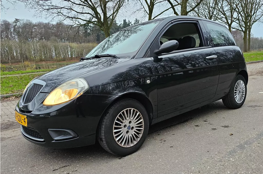 Lancia Ypsilon 1.2 Argento Airco 13-06-2025 APK BJ 2008