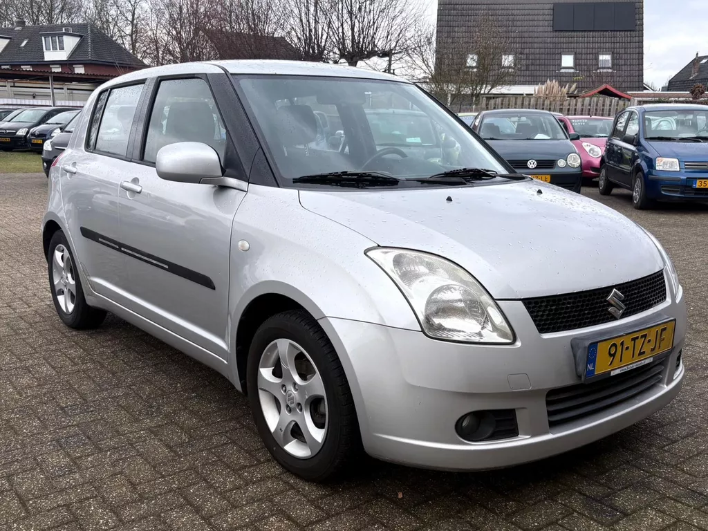 Suzuki Swift 1.3 Shogun