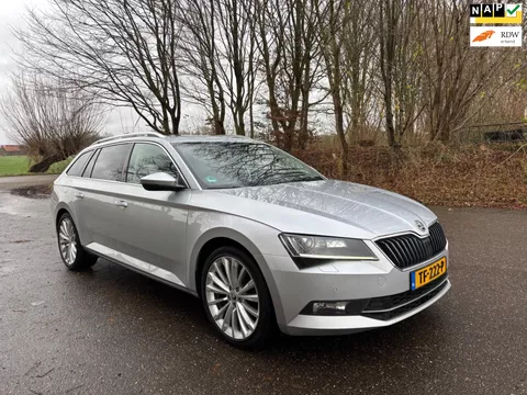 Skoda Superb Combi 1.6 TDI Ambition Business | Pano | Leder | DSG