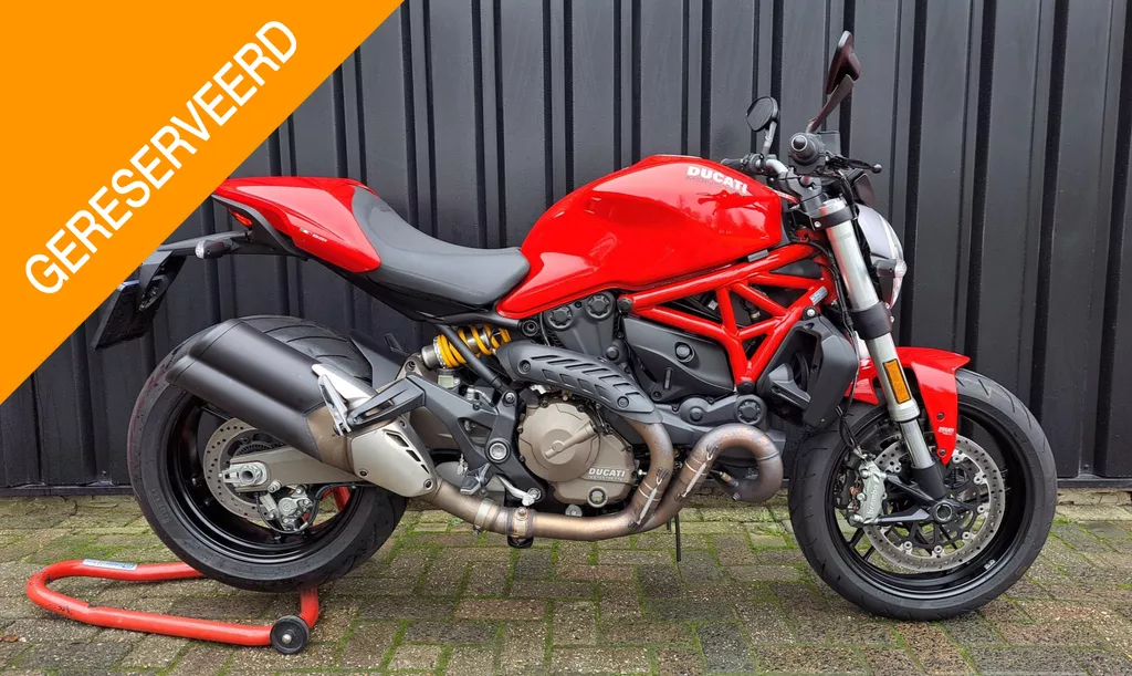 Ducati Monster 821 ABS