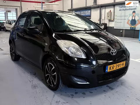 Toyota Yaris 1.0 VVTi Cool