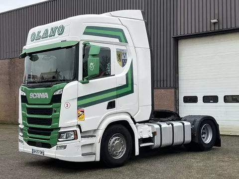 Scania R R450 / Retarder / Parking airco / 2 x Tank / 2 x Bed / Clima / Navi