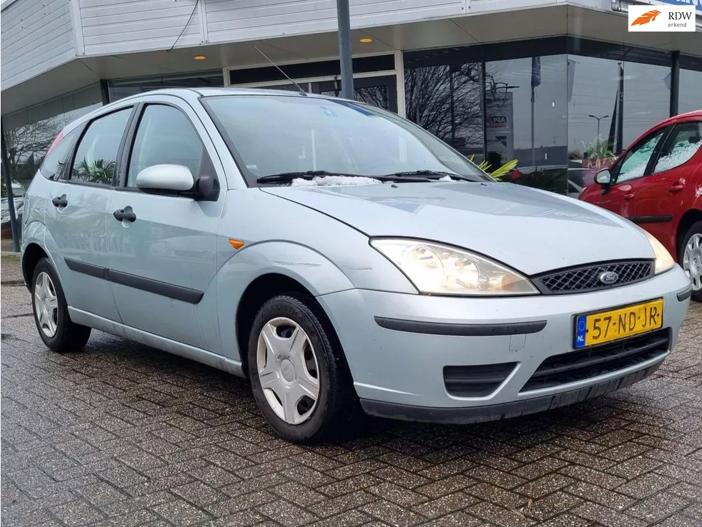 Ford Focus 1.6-16V Cool Edition