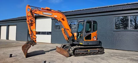 Doosan DX 85r -3