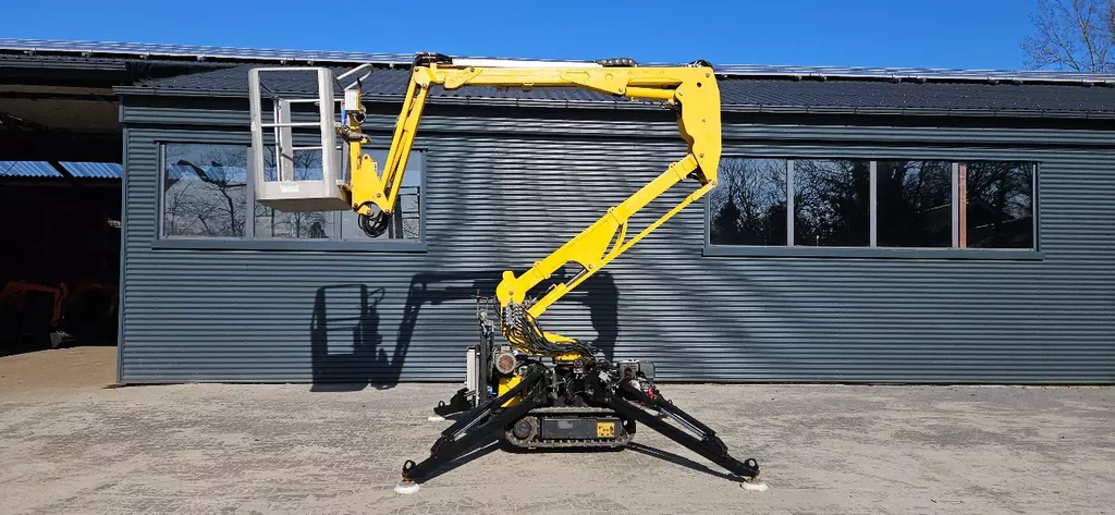 Hinowa EASYLIFT R130