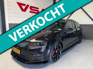 Skoda Octavia Combi 2.0 TSI RS 230 Business Pano,Trekhaak,camera,Sportstoelen,Dab,CarPlay,Lane-assist etc.