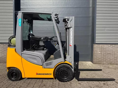 Jungheinrich TFG 320s 2 ton LPG heftruck