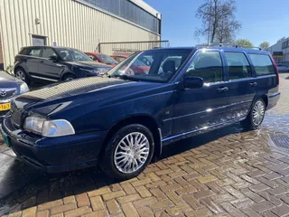 Volvo V70 2.5-20V Comfort Luxury