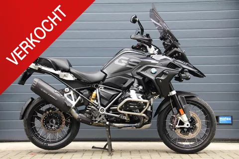 BMW R 1250 GS Triple Black Option 719 | Boss uitlaat | Bom en Bomvol! | Meer foto's volgen