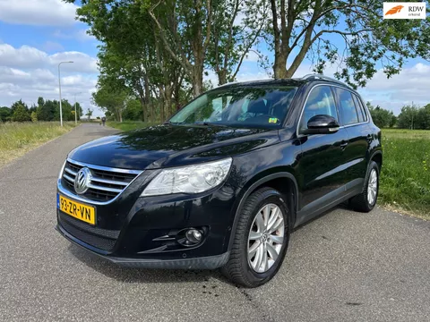 Volkswagen Tiguan 1.4 TSI Sport&amp;Style 4Motion|pano