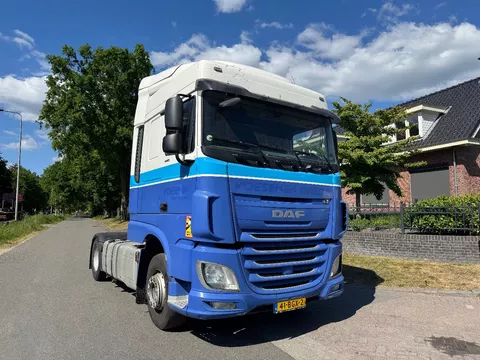DAF XF 440 Spacecab