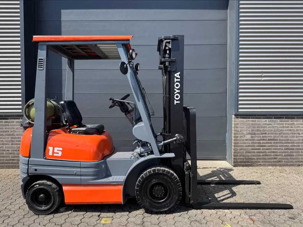 Toyota 6FGF15 1,5 ton LPG heftruck