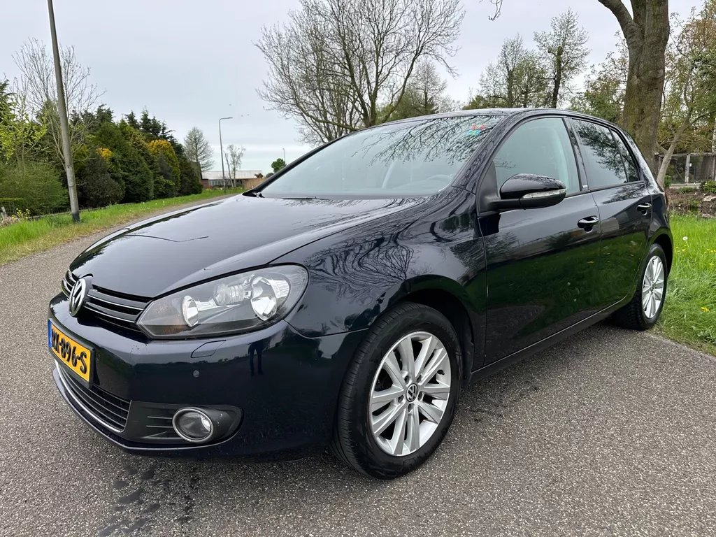 Volkswagen GOLF 1.2tsi Style|dsg|pdc|stoelverwarming
