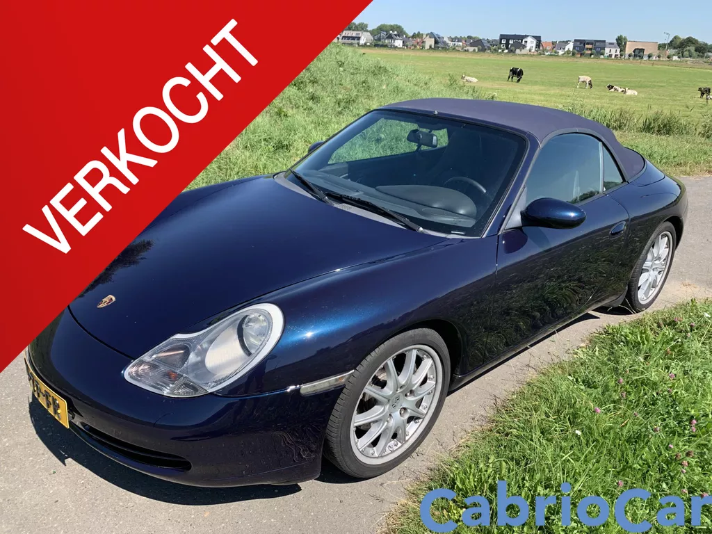 Porsche 911 Cabrio 3.4 Carrera Lichte tik in motor (6e cilinder)