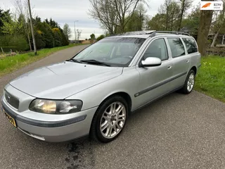 Volvo V70 2.4 Comfort Line|rijdt goed