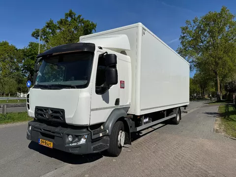 Renault D Oprijwagen, gesloten laadbak.